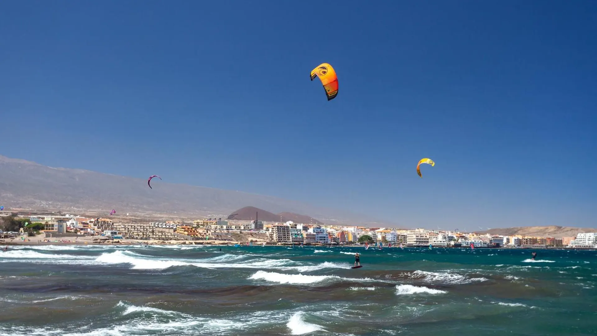 Modern Spacious 3 Bedroom Apartment Near The Beach El Médano