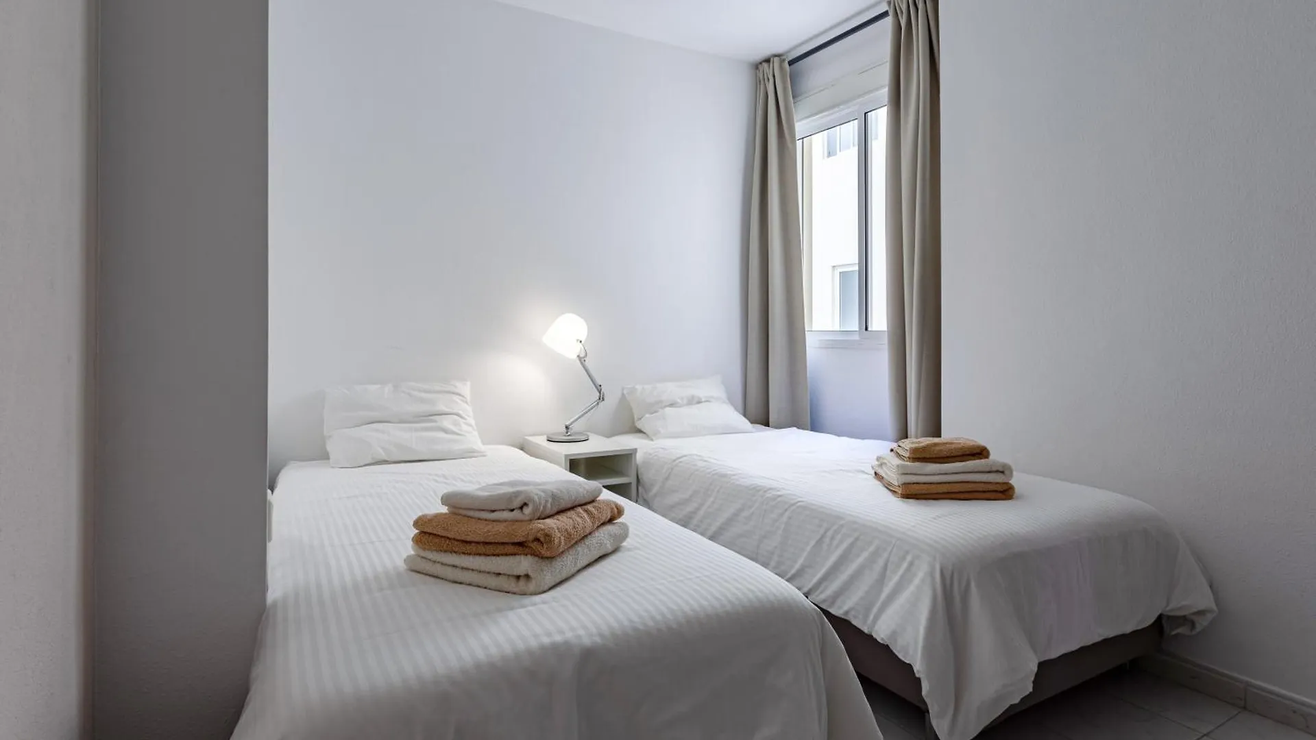 Modern Spacious 3 Bedroom Apartment Near The Beach El Médano
