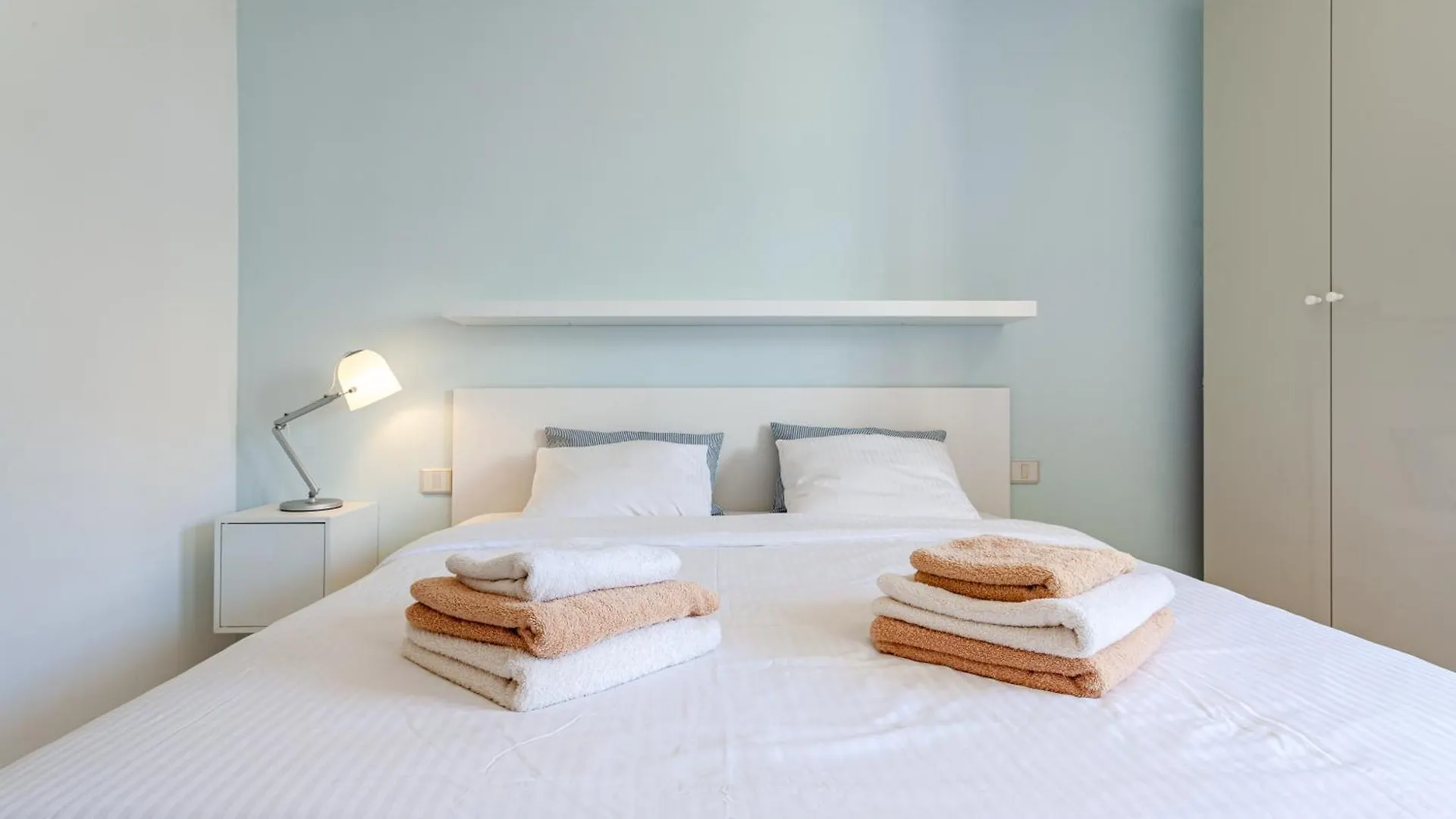 Modern Spacious 3 Bedroom Apartment Near The Beach El Médano Espagne